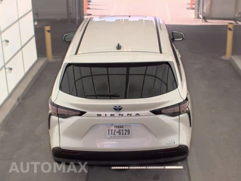 2024 Toyota Sienna XLE 8-Passenger 120.5" WB - miniatura 6