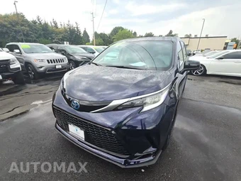 2024 Toyota Sienna XSE 7-Passenger