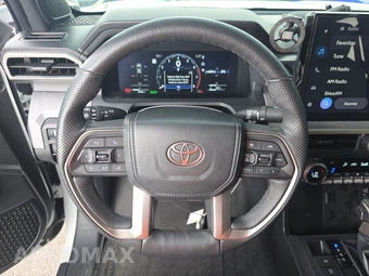 2024 Toyota Tacoma Hybrid Trailhunter Crew Cab Medium Bed - miniatura 10