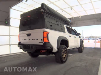 2024 Toyota Tacoma Hybrid Trailhunter Crew Cab Medium Bed - miniatura 4