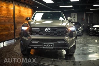 2024 Toyota Tacoma Hybrid TRD Off Road Crew Cab Medium Bed - miniatura 4