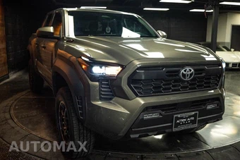 2024 Toyota Tacoma Hybrid TRD Off Road Crew Cab Medium Bed - miniatura 5