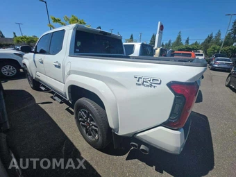 2024 Toyota Tacoma Hybrid TRD Sport Crew Cab Medium Bed - miniatura 2