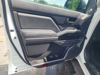 2024 Toyota Tacoma SR Crew Cab Medium Bed – miniatura 9