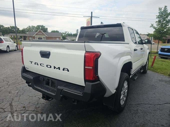 2024 Toyota Tacoma SR Crew Cab Medium Bed - miniatura 3