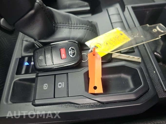 2024 Toyota Tacoma SR Crew Cab Medium Bed - miniatura 8