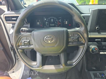 2024 Toyota Tacoma SR Crew Cab Medium Bed - miniatura 10