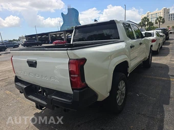2024 Toyota Tacoma SR Crew Cab Medium Bed - miniatura 4