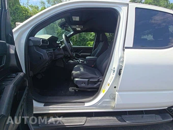 2024 Toyota Tacoma SR Crew Cab Medium Bed - miniatura 3