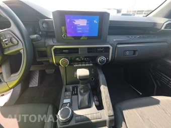 2024 Toyota Tacoma SR Crew Cab Medium Bed - miniatura 11