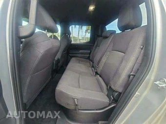 2024 Toyota Tacoma SR5 - miniatura 13