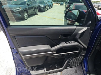 2024 Toyota Tacoma SR5 Crew Cab Medium Bed - miniatura 9