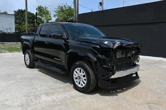 2024 Toyota Tacoma SR5 Crew Cab Medium Bed - car from the USA, Manheim Buy-Now listing at AUTOMAX
