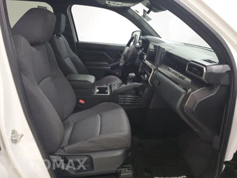 2024 Toyota Tacoma SR5 Crew Cab Medium Bed - miniatura 8