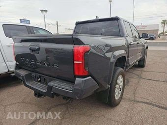 2024 Toyota Tacoma SR5 Crew Cab Medium Bed - miniatura 3