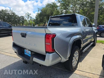 2024 Toyota Tacoma SR5 Crew Cab Medium Bed - miniatura 3