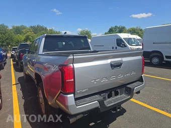 2024 Toyota Tacoma SR5 Crew Cab Medium Bed - miniatura 6