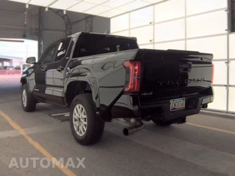 2024 Toyota Tacoma SR5 Crew Cab Medium Bed – miniatura 8