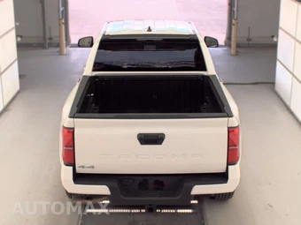 2024 Toyota Tacoma SR5 Crew Cab Medium Bed - miniatura 6