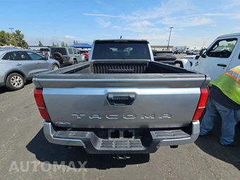 2024 Toyota Tacoma SR5 Crew Cab Medium Bed - miniatura 5