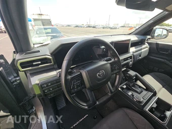 2024 Toyota Tacoma SR5 Crew Cab Medium Bed - miniatura 11