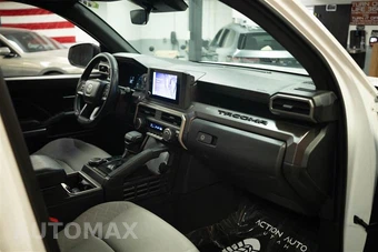 2024 Toyota Tacoma SR5 Crew Cab Medium Bed - miniatura 12