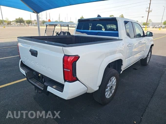 2024 Toyota Tacoma SR5 Crew Cab Medium Bed – miniatura 4