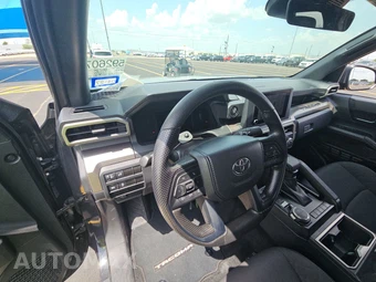 2024 Toyota Tacoma SR5 Crew Cab Medium Bed - miniatura 11