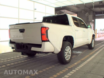2024 Toyota Tacoma SR5 Crew Cab Medium Bed - miniatura 5