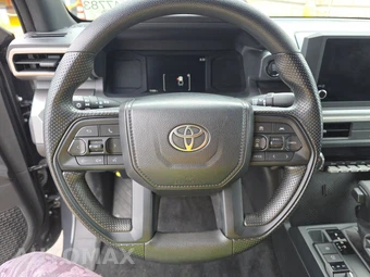 2024 Toyota Tacoma SR5 Crew Cab Medium Bed - miniatura 10