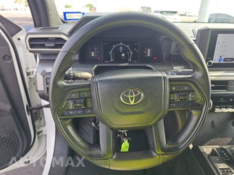2024 Toyota Tacoma SR5 Crew Cab Medium Bed - miniatura 10