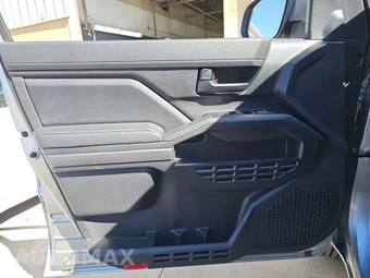 2024 Toyota Tacoma SR5 Crew Cab Medium Bed - miniatura 9