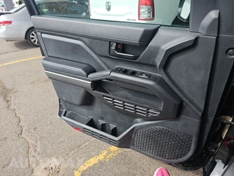 2024 Toyota Tacoma SR5 Crew Cab Medium Bed - miniatura 15