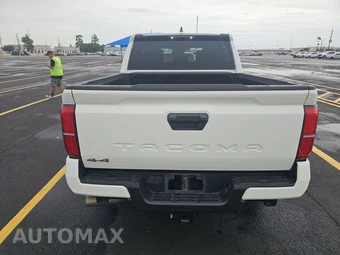 2024 Toyota Tacoma SR5 Crew Cab Medium Bed – miniatura 5
