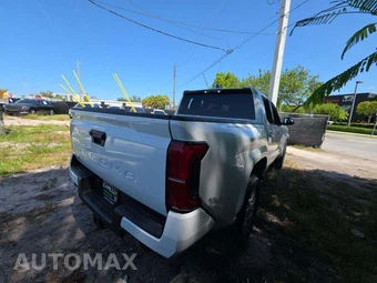 2024 Toyota Tacoma SR5 Crew Cab Medium Bed - miniatura 3