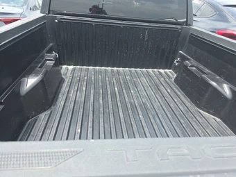 2024 Toyota Tacoma SR5 Crew Cab Medium Bed - miniatura 17