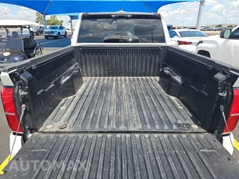 2024 Toyota Tacoma SR5 Crew Cab Medium Bed - miniatura 17