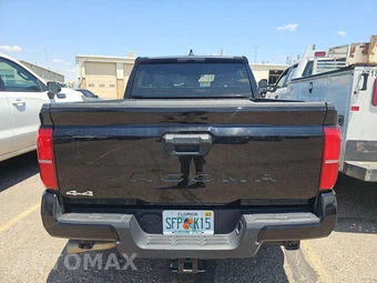 2024 Toyota Tacoma SR5 Crew Cab Medium Bed – miniatura 5