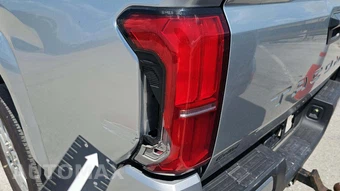 2024 Toyota Tacoma SR5 Crew Cab Medium Bed - miniatura 19