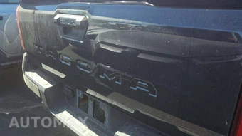 2024 Toyota Tacoma SR5 Crew Cab Medium Bed - miniatura 31