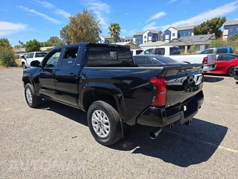 2024 Toyota Tacoma SR5 Crew Cab Medium Bed - miniatura 2