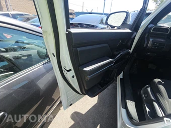 2024 Toyota Tacoma SR5 Crew Cab Medium Bed - miniatura 9