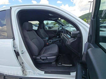 2024 Toyota Tacoma SR5 Crew Cab Medium Bed - miniatura 15