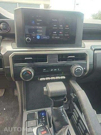 2024 Toyota Tacoma SR5 Crew Cab Short Bed - miniatura 10