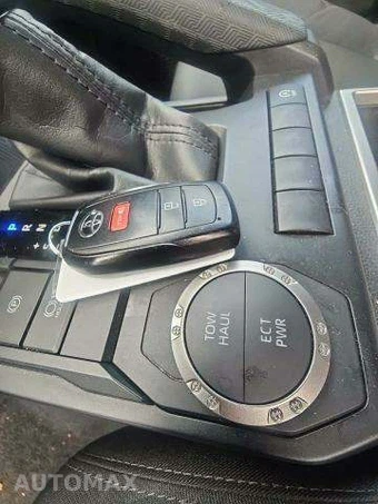 2024 Toyota Tacoma SR5 Crew Cab Short Bed - miniatura 8