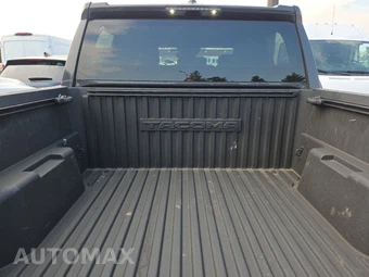 2024 Toyota Tacoma TRD Off-Road Crew Cab Medium Bed - miniatura 16