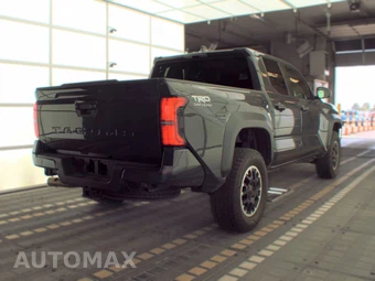 2024 Toyota Tacoma TRD Off-Road Crew Cab Medium Bed - miniatura 4