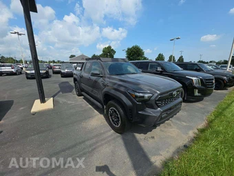 2024 Toyota Tacoma TRD Off-Road Crew Cab Medium Bed - miniatura 4