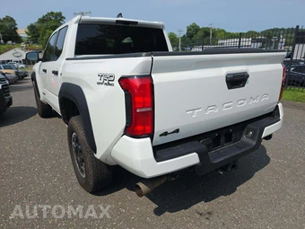 2024 Toyota Tacoma TRD Off-Road Crew Cab Medium Bed - miniatura 2
