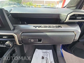 2024 Toyota Tacoma TRD Off-Road Crew Cab Medium Bed - miniatura 16